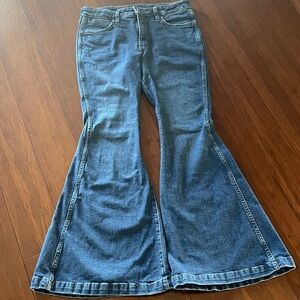Classic Blue Flare bell bottom Jeans for Women.  28 x 32 inches.